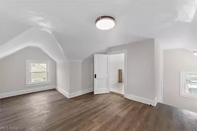 867 East Blvd, Loveland, OH 44108 - Photo 32