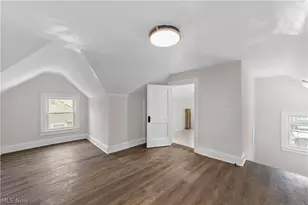 867 East Blvd, Loveland, OH 44108 - Photo 32