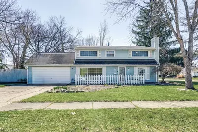 22 Van Doren Drive, Cuyahoga Falls, OH 44221 - Photo 2