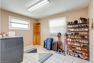 22 Van Doren Drive, Cuyahoga Falls, OH 44221 - Photo 12