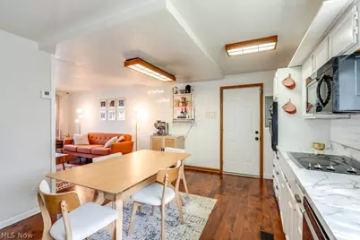 22 Van Doren Drive, Cuyahoga Falls, OH 44221 - Photo 10