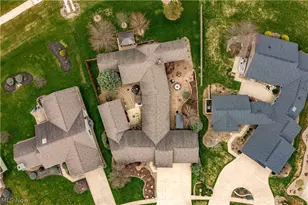 33017 Hidden Hollow Ct, North Ridgeville, OH 44039 - Photo 4