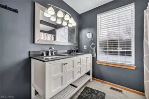 27 Kenilworth Ave, Painesville, OH 44077 - Photo 30