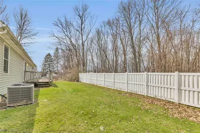 586 Abbe Road, Sheffield Lake, OH 44054 - Photo 8