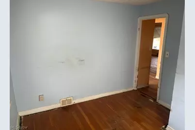 5127 Erwin Street, Maple Heights, OH 44137 - Photo 14