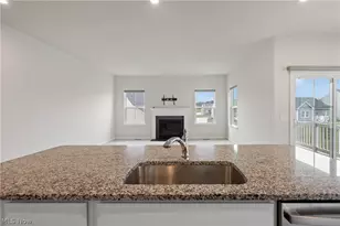 6811 Harrington Court Avenue NE, Canton, OH 44721 - Photo 10