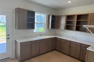 32610 Trillium Ct, Avon Lake, OH 44012 - Photo 10
