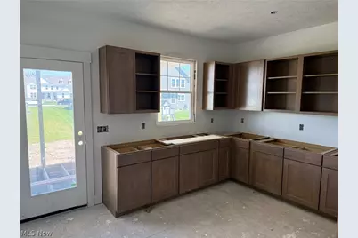 32610 Trillium Court, Avon Lake, OH 44012 - Photo 6