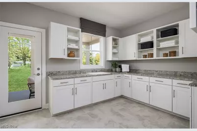 32610 Trillium Court, Avon Lake, OH 44012 - Photo 14