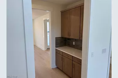 32610 Trillium Court, Avon Lake, OH 44012 - Photo 6