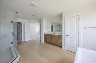 32610 Trillium Ct, Avon Lake, OH 44012 - Photo 24