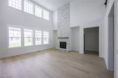 32610 Trillium Court, Avon Lake, OH 44012 - Photo 8