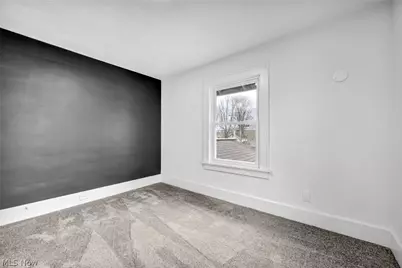 39 25th Street NW, Barberton, OH 44203 - Photo 30