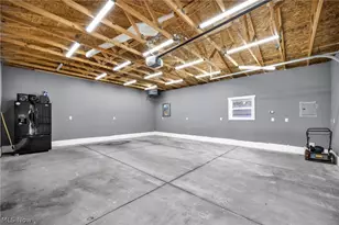 39 25th St NW, Barberton, OH 44203 - Photo 44