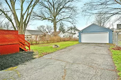 1787 Bonnie Brae Avenue NE, Warren, OH 44483 - Photo 48