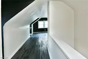 1787 Bonnie Brae Ave NE, Warren, OH 44483 - Photo 34