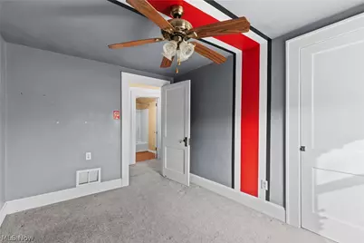 249 W 42nd Street, Shadyside, OH 43947 - Photo 28