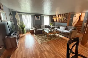 36360 Sunset Dr, Eastlake, OH 44095 - Photo 4