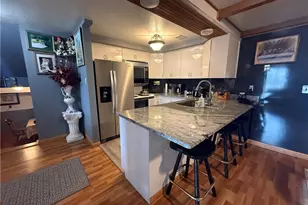 36360 Sunset Dr, Eastlake, OH 44095 - Photo 6