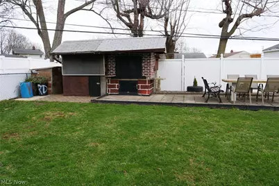 36360 Sunset Drive, Eastlake, OH 44095 - Photo 44