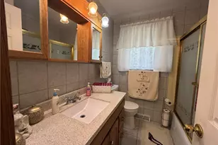 36360 Sunset Dr, Eastlake, OH 44095 - Photo 22