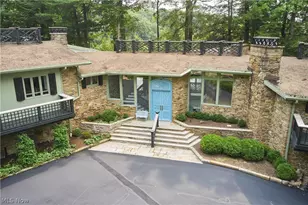1200 Yellow Creek Ln, Akron, OH 44333 - Photo 2
