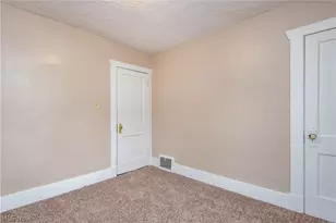 231 Windsor St, Akron, OH 44306 - Photo 10