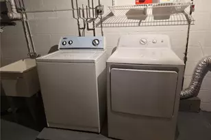 10839 Prospect Rd, Strongsville, OH 44149 - Photo 30