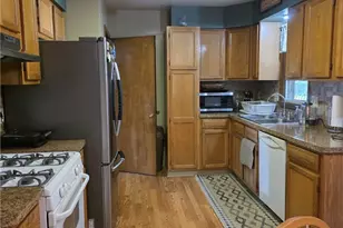 10839 Prospect Rd, Strongsville, OH 44149 - Photo 6