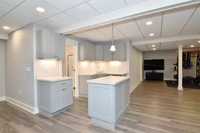11101 E Washington Street, Chagrin Falls, OH 44023 - Photo 32
