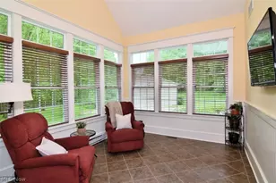 11101 E Washington St, Chagrin Falls, OH 44023 - Photo 18
