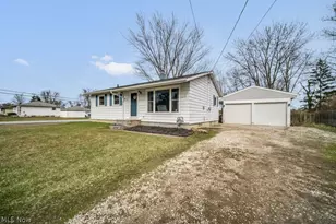 1555 Diana Dr, Brunswick, OH 44212 - Photo 2