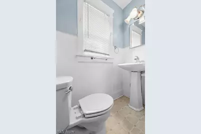 233 W Cambridge Street, Alliance, OH 44601 - Photo 20