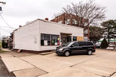 2241 Tuscarawas Street W, Canton, OH 44708 - Photo 2