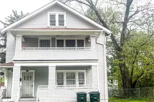 923 Baughman St, Akron, OH 44320 - Photo 1