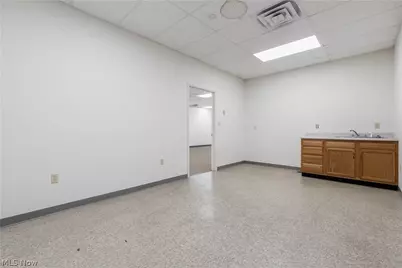 123 N Maysville Avenue, South Zanesville, OH 43701 - Photo 14