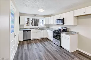 2966 Cleveland Blvd, Lorain, OH 44052 - Photo 4