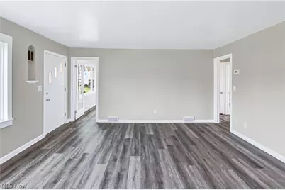 2966 Cleveland Boulevard, Lorain, OH 44052 - Photo 10