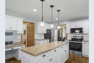 1509 New England Drive SE, North Canton, OH 44720 - Photo 8