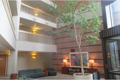 30 Severance Circle, Cleveland Heights, OH 44118 - Photo 2