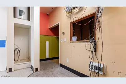 131 N Maysville Avenue, South Zanesville, OH 43701 - Photo 12