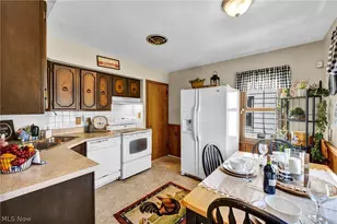 934 E 220th St, Euclid, OH 44119 - Photo 14