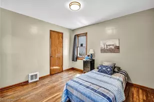934 E 220th St, Euclid, OH 44119 - Photo 16