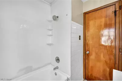 934 E 220th Street, Euclid, OH 44119 - Photo 26