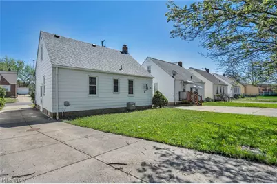 934 E 220th Street, Euclid, OH 44119 - Photo 40