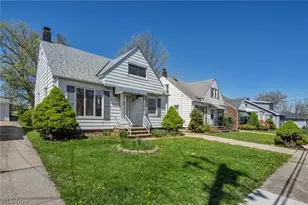 934 E 220th St, Euclid, OH 44119 - Photo 4