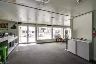 4610 West Ave, Ashtabula, OH 44004 - Photo 40