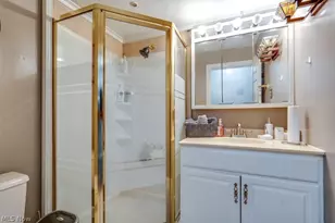 4610 West Ave, Ashtabula, OH 44004 - Photo 18