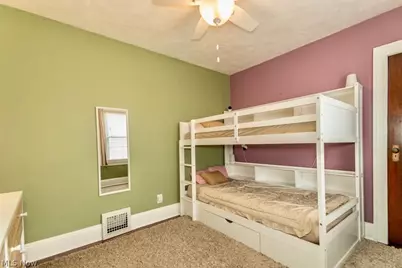 1383 Churchill Road, Lyndhurst, OH 44124 - Photo 18