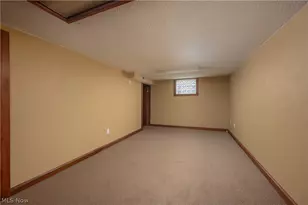 856 Baker Ave NW, New Philadelphia, OH 44663 - Photo 28